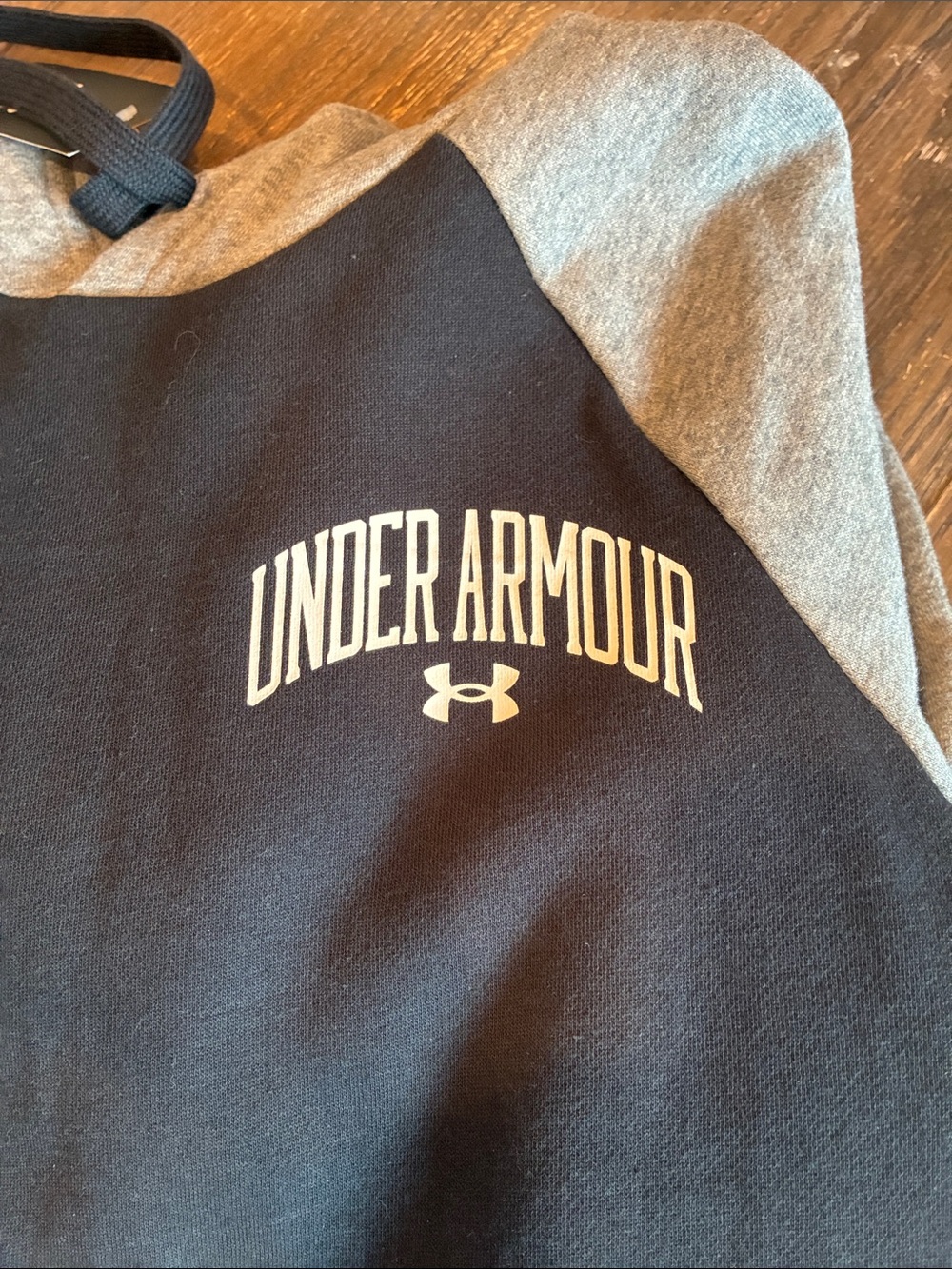 Under Armour Men’s Black and Gray Crewneck Pullover - Picture 5 of 6